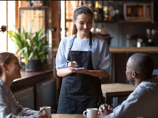 Restauration: offres d’emploi pour 10 serveurs